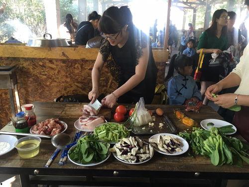 穿越民国吃瓜看戏晋江,穿越时空的吃瓜看戏之旅